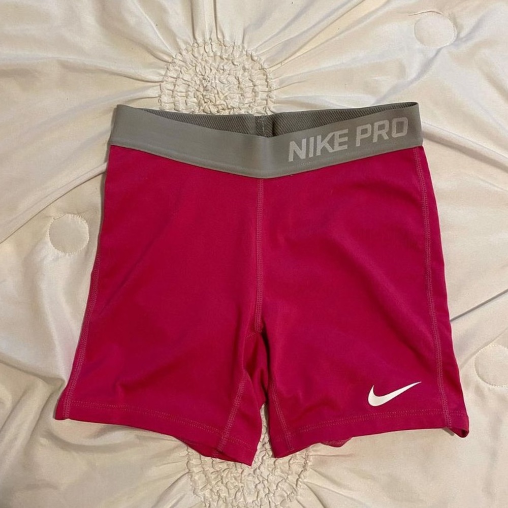 COPY - Nike Pros